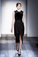 Victoria Beckham Fall 2013 Runway Look 27