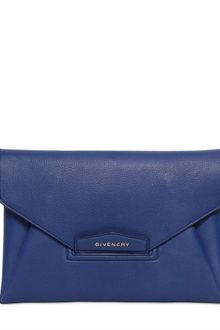 Givenchy Antigona Grained Leather Clutch - Lyst