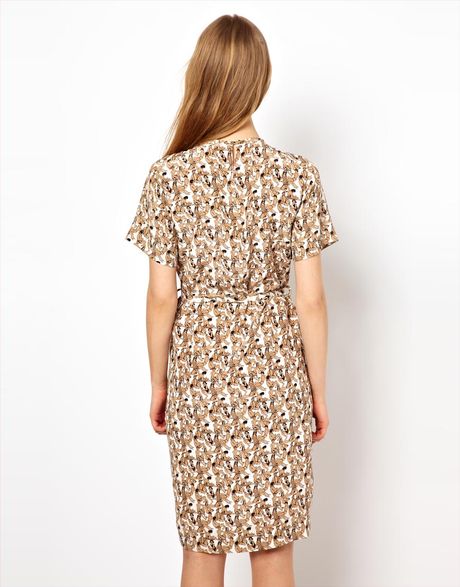 Peter Jensen Straight Dress in Beach People Printed Silk in Beige ...