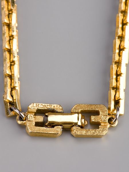 Givenchy Vintage Pendant Necklace in Green (gold) | Lyst