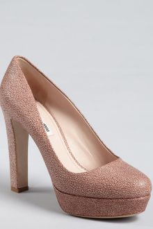 Miu Miu Dusty Rose Stingray Embossed Leather Platform Pumps - Lyst
