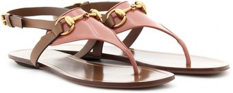 Gucci Alyssa Patent Leather Thong Sandals - Lyst