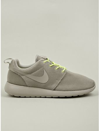 Nike Mens Stone Roshe Run Sneaker - Lyst