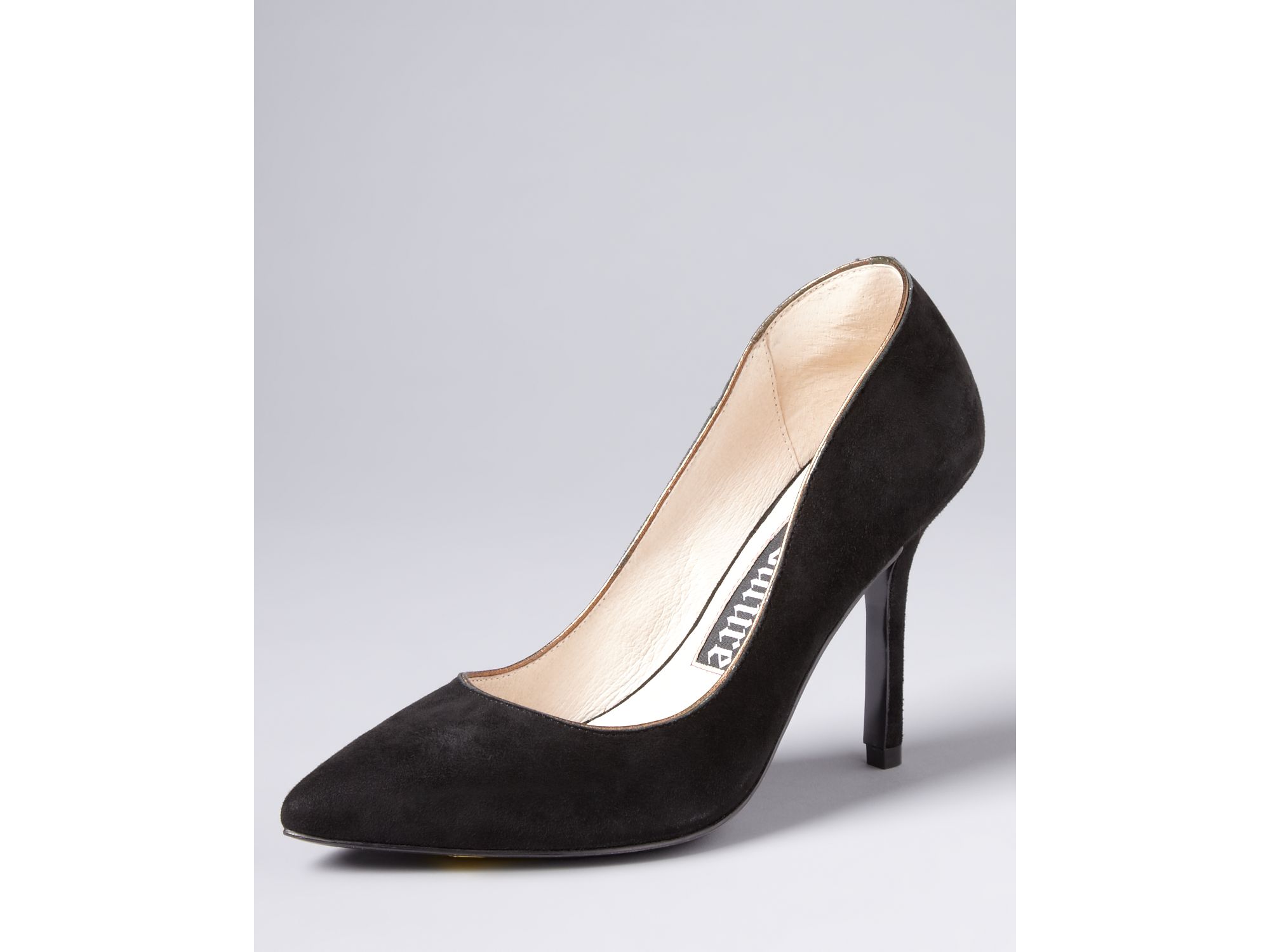 pointy tip heels