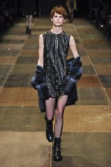 Yves Saint Laurent Fall 2013 Runway Look 27