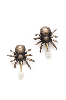 Pamela Love Spider Earrings - Lyst