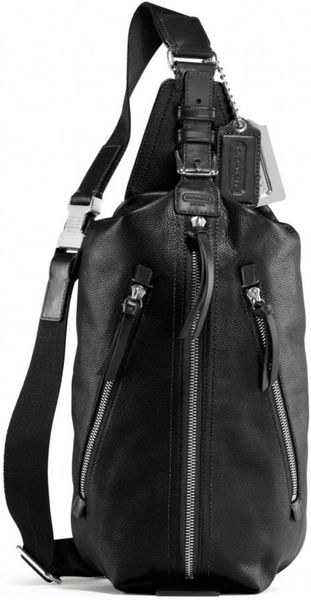 Coach Thompson Leather Sling Pack in Black | Lyst