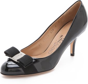 Ferragamo Carla Round Toe Pumps - Lyst