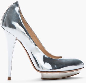 McQ by Alexander McQueen Metallic Silver Leather Pumps - Lyst