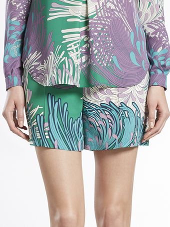 Gucci Dahlia Print Shorts - Lyst