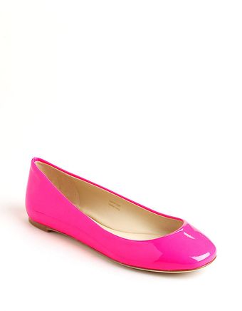 Vera Wang Lara Patent Leather Flats - Lyst