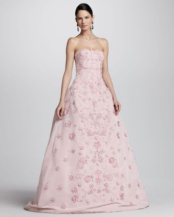Oscar de la Renta Strapless Floral Applique Ball Gown - Lyst