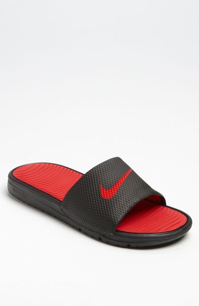 black red nike slides