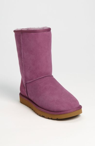 UGG Australia 'Classic Short' Boot (Women) Womens Dried Lavender 7 M shoes boots