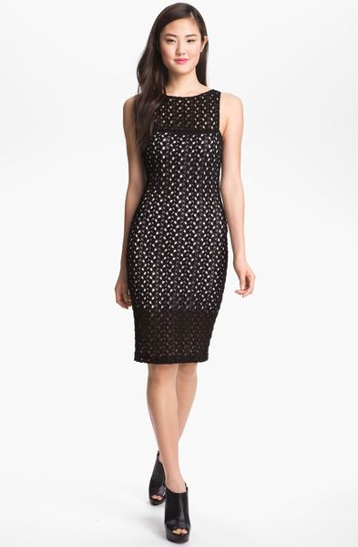 Black Halo Marianne Crochet Lace Sheath Dress In Black Black White Lyst 8340