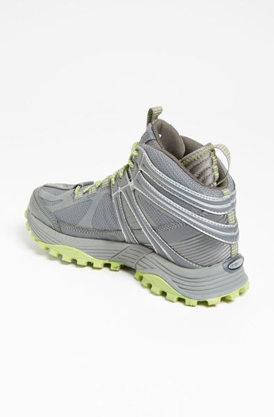 Saucony Progrid Adventerra Gtx Running Shoe Women in Gray (grey/ green