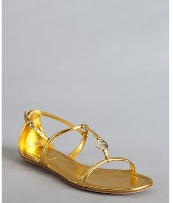 Gucci Gold Metallic Leather Logo Charm Strappy Sandals - Lyst