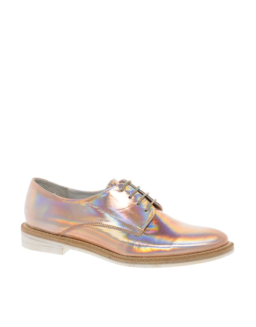 Miista Zoe Gold Flat Lace Up Shoes in Gold | Lyst