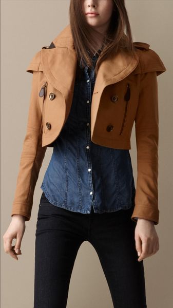Burberry Brit Cropped Cotton Trench Jacket - Lyst