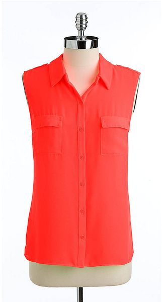 Tahari Sleeveless Hilo Button front Blouse - Lyst