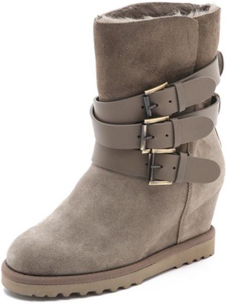 buckle design wedge boots