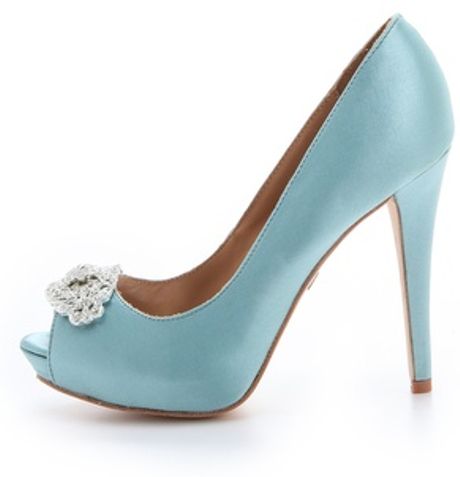 badgley mischka blue pumps