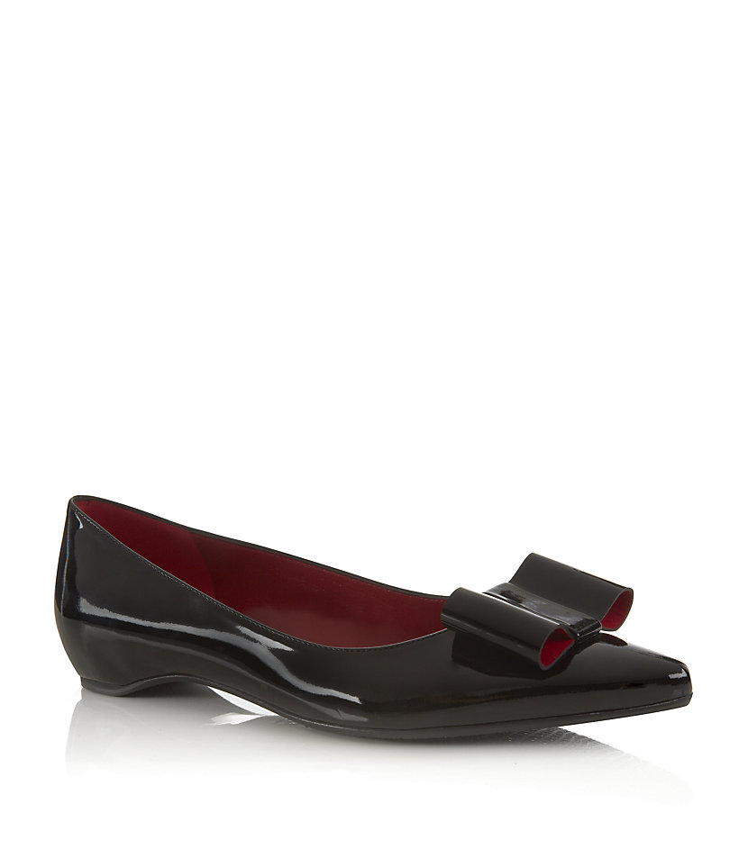 stuart weitzman shoes stuart weitzman beauregard flat shoe in black lyst stuart weitzman shoes stuart weitzman beauregard flat shoe in black lyst