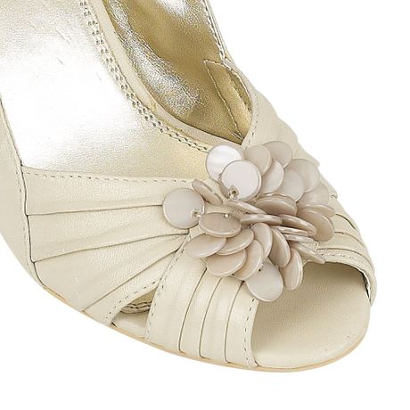 Lotus Trini Court Shoes in White (Cream) | Lyst