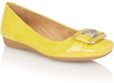 Naturalizer Voylan Casual Shoes in Yellow | Lyst