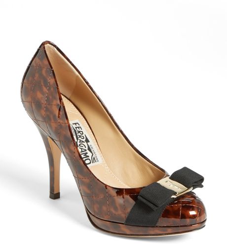 ferragamo tina pump