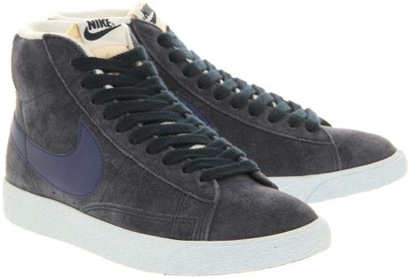 nike court vintage obsidian