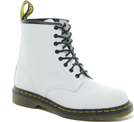 palladium dr martens