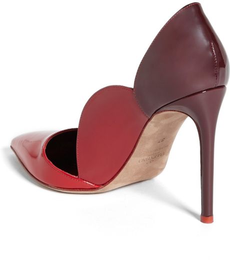 scalloped pumps