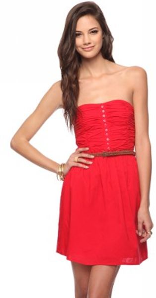 Forever 21 Casual Strapless Dress in Red