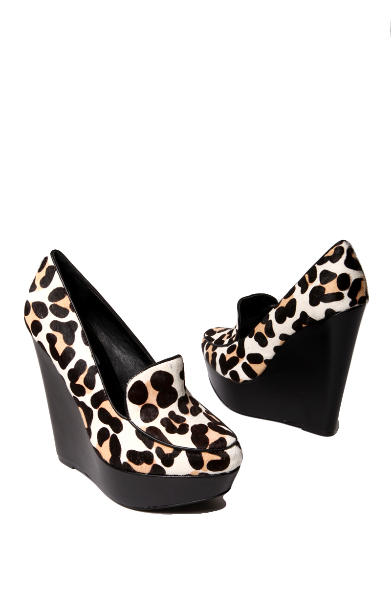 steve madden leopard wedge heels