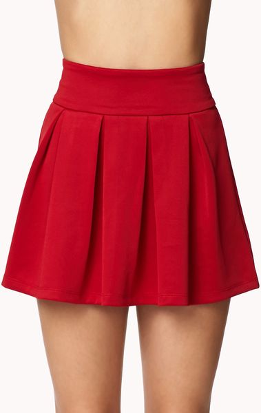 Forever 21 Box Pleated Skirt in Red | Lyst