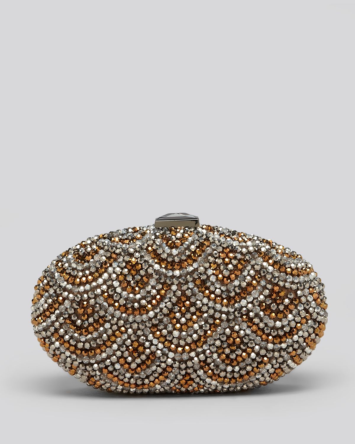 sandra roberts clutch