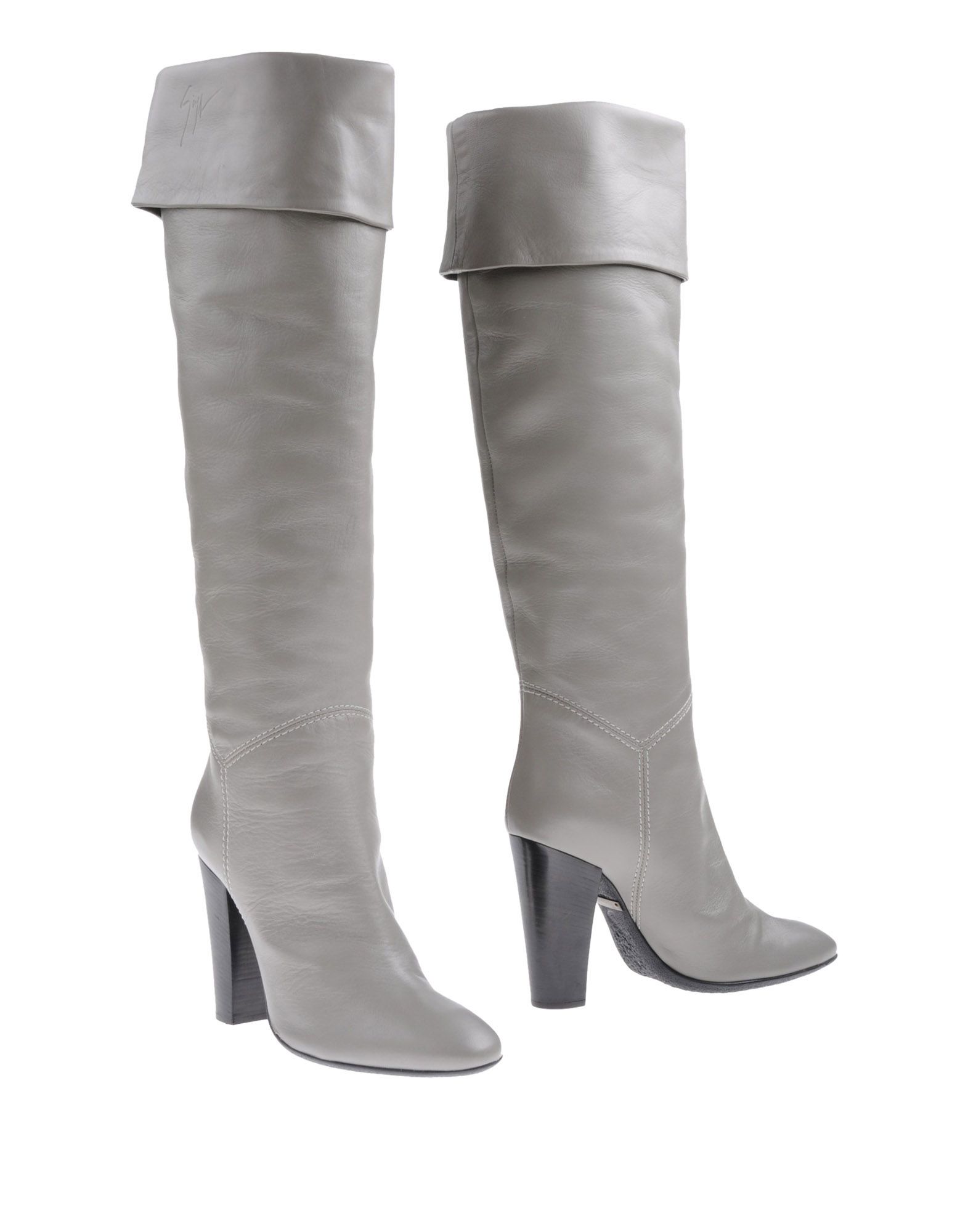 light grey boot