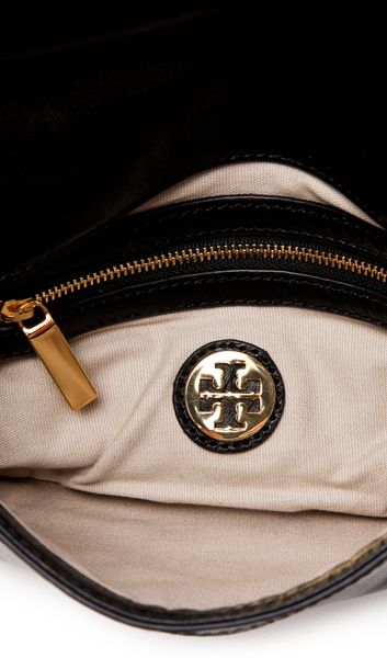 Tory Burch Logo Clutch with Chain Blackgold in Black (gold) | Lyst