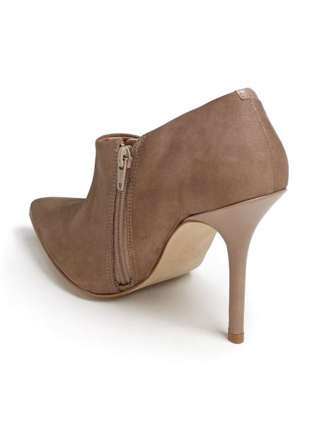 steve madden tan nubuck heels