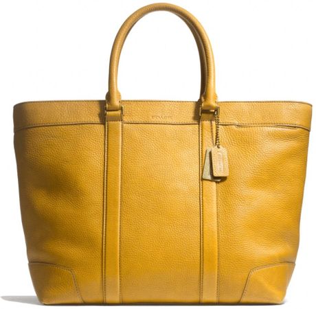 coach bleecker weekend tote