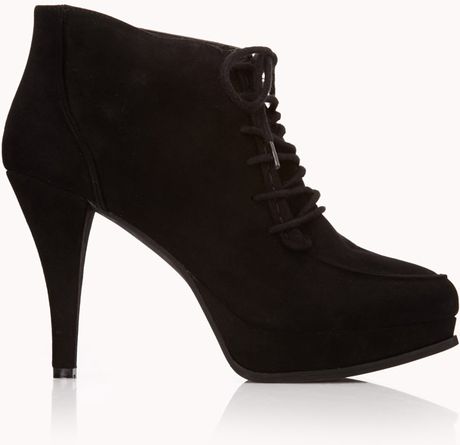 Forever 21 Standout Laceup Booties in Black