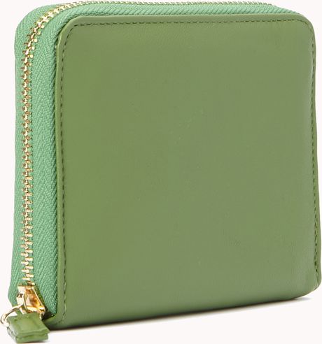 Forever 21 Miminalist Faux Leather Wallet in Green
