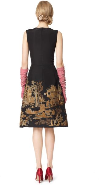 oscar de la renta gold gown