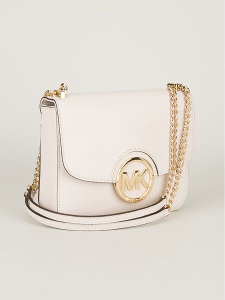 michael kors purse with chain strap