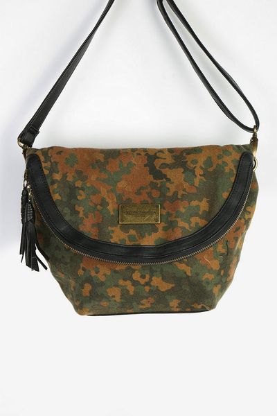 camo cross body bag