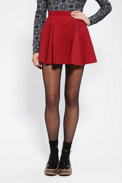 maroon corduroy skirt outfit