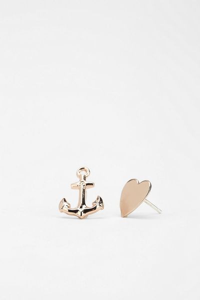 Urban Outfitters Bing Bang Tattoo Love Duet Stud Earring in Pink (ROSE ...