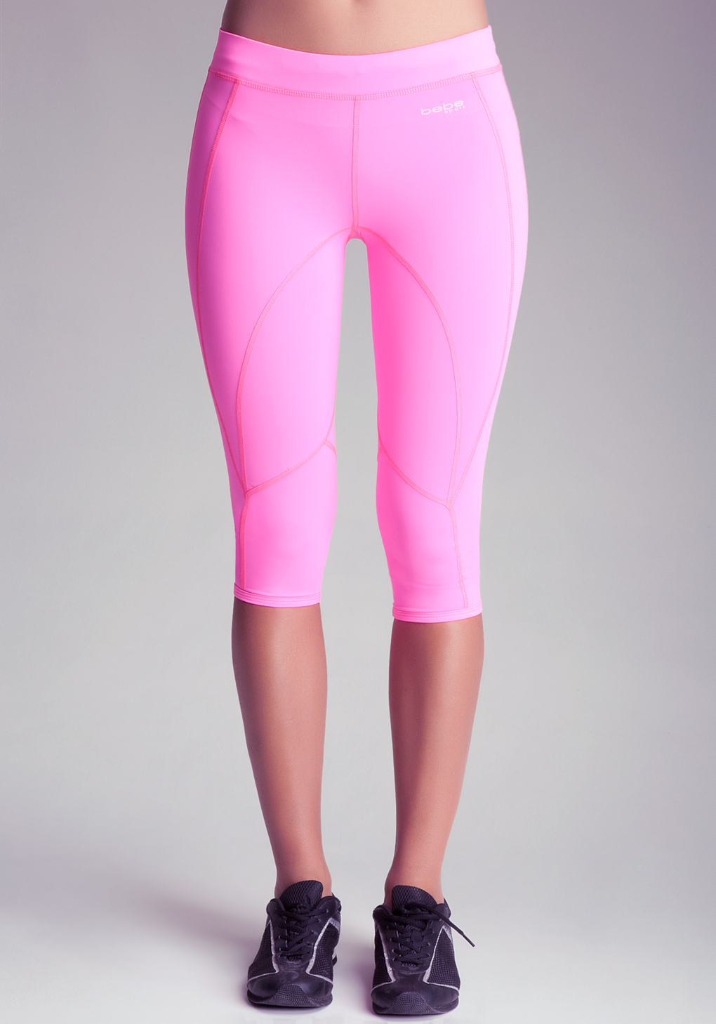 pink capri trousers