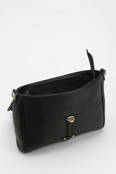Kimchi Blue Kimchi Blue Tophandle Satchel Bag in Black Kimchi Blue Kimchi Blue Tophandle Satchel Bag in Black